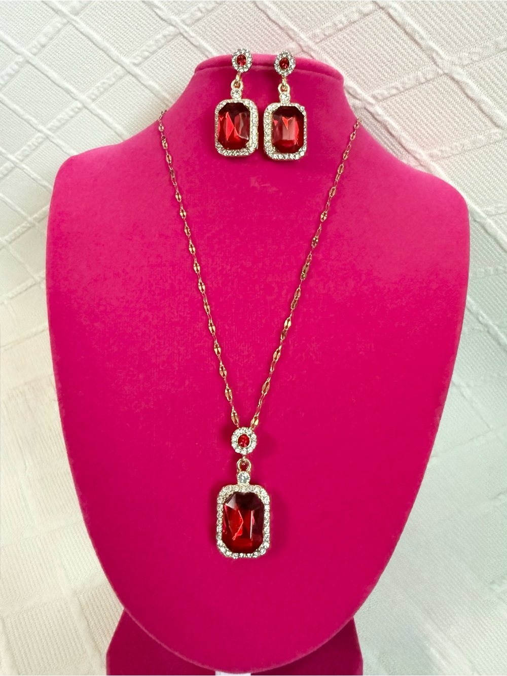 Gold plated stainless steel Red Crystal Pendant Necklace & Earrings Set